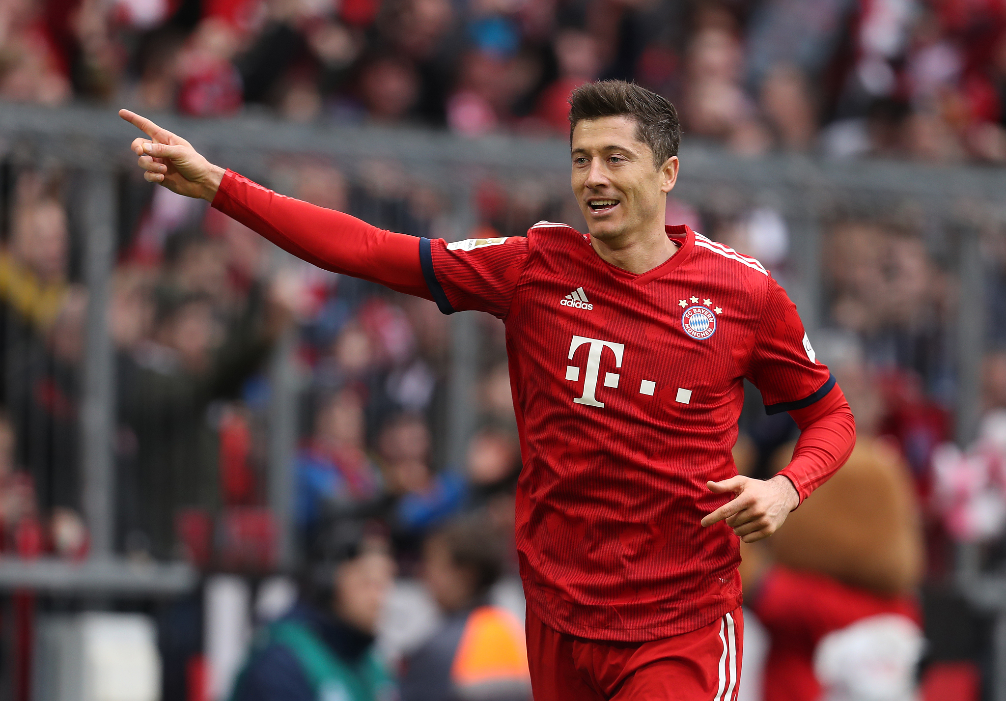 媒体人谈梅州、亚泰降级：中超拼到最后还是比烧钱和外援班底（媒体人评梅州、亚泰降级：中超终究比拼的是投入与外援配置）