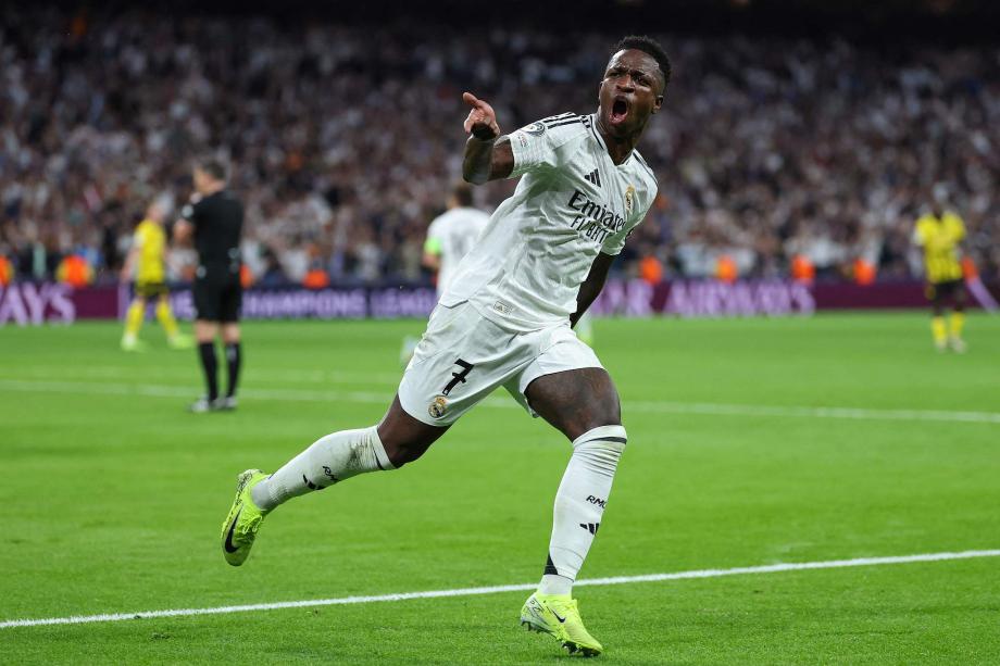 NBA球员数据榜：字母哥得分继续领先,（NBA球员数据排行：字母哥得分仍领跑）