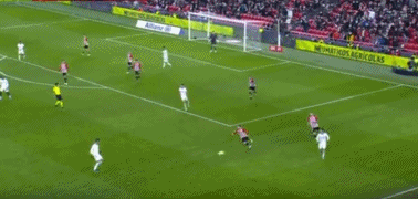 什琴斯尼缺阵，特尔施特根回归！巴萨对阵奥萨苏纳前的门将危机与希望（特尔施特根复出、什琴斯尼缺席：巴萨战奥萨苏纳前的门将危机与曙光）