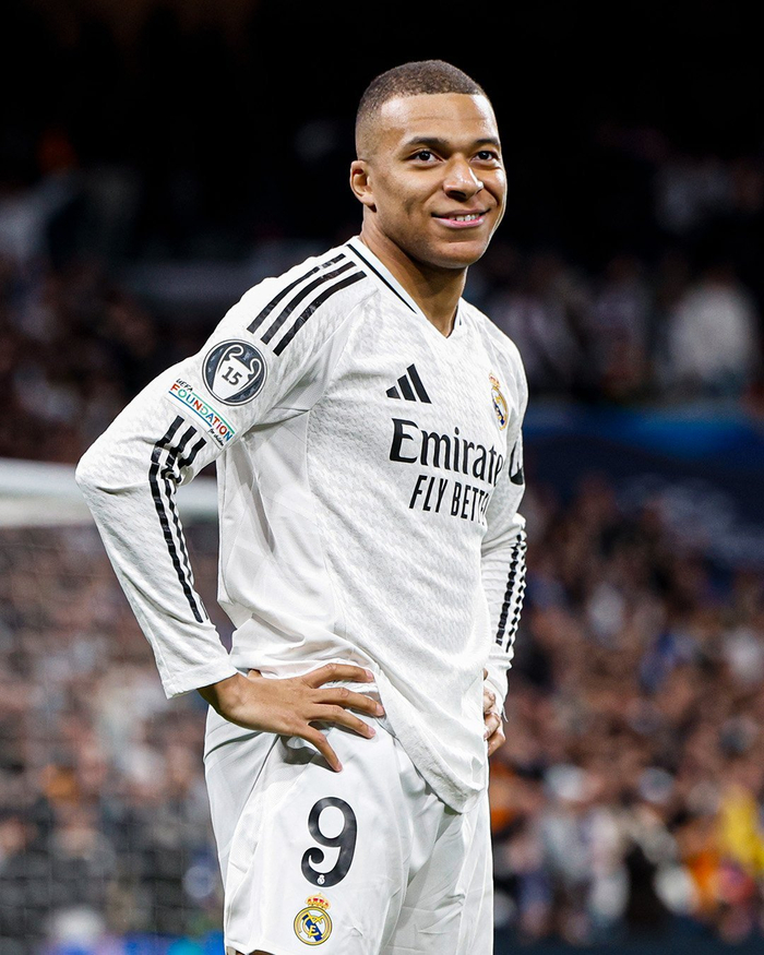 路易斯-苏亚雷斯：踢拜仁我们表现出色；巴黎也非常难对付（苏亚雷斯：对阵拜仁发挥出色，巴黎同样难缠）