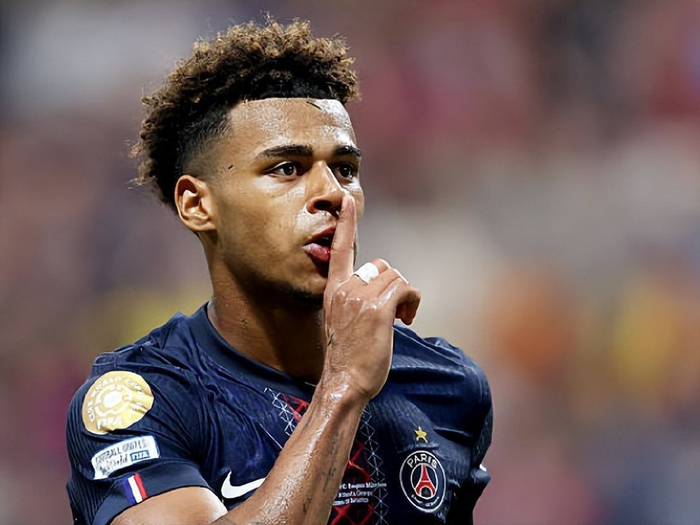 罗尔费斯：药厂解雇滕哈格不因为成绩，是因看不到成功的信念（罗尔费斯：勒沃库森解雇滕哈格并非因战绩，而是缺少对成功的信念）