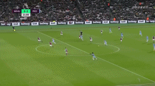 卡佩罗：卡拉菲奥里很像拉莫斯，我希望看到他在国家队踢后腰（卡佩罗：卡拉菲奥里有拉莫斯的影子，我期待他在国家队出任后腰）