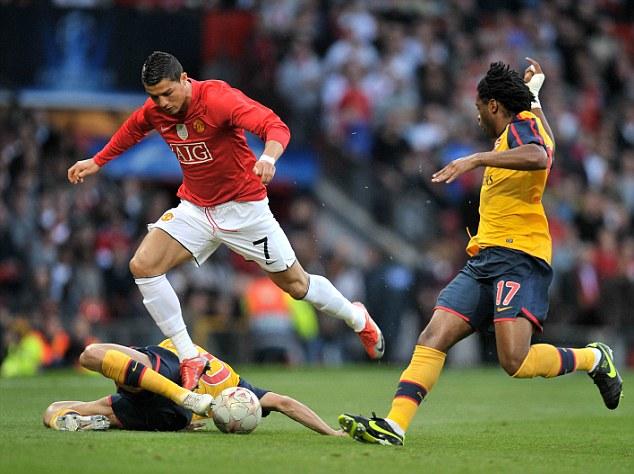 30-28！男排世俱杯波兰代表队险胜 波超冠军客场输球 莱昂23分（男排世俱杯惊险一战：波兰代表队30-28险胜，波超冠军客场折戟，莱昂砍下23分）